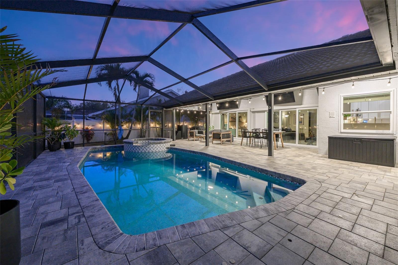 Image 38 of 42 For 3347 Lake Shore Lane