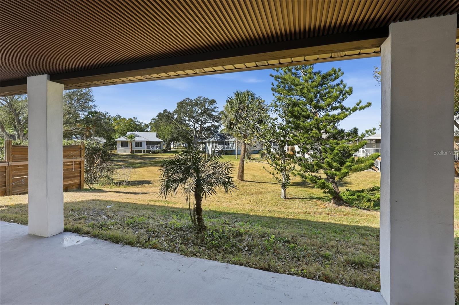 Image 33 of 37 For 1325 Riverside Drive