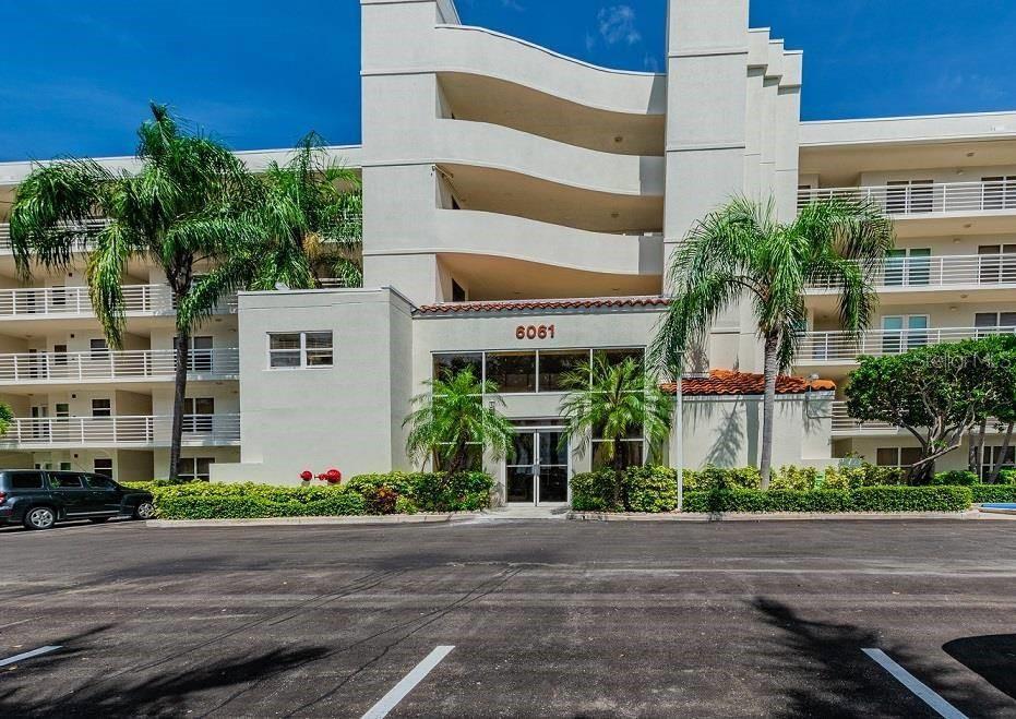 Image 2 of 24 For 6061 Bahia Del Mar Circle 448