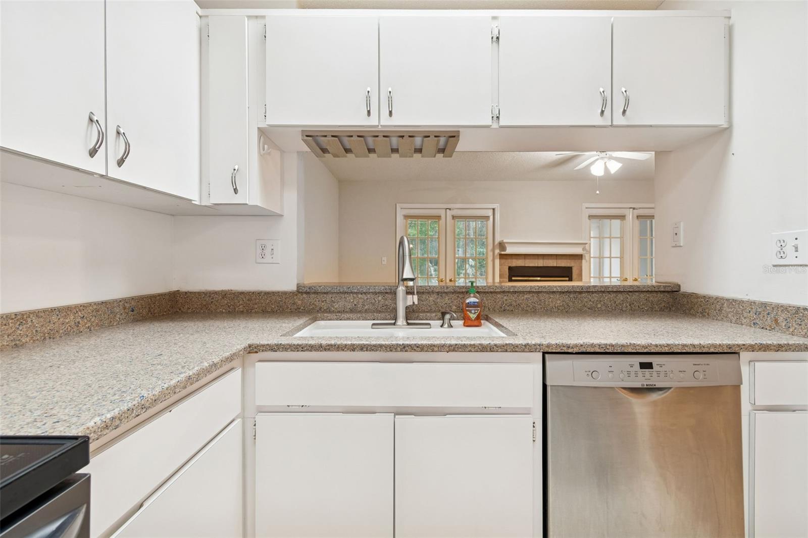 Image 11 of 39 For 4108 Brentwood Park Circle