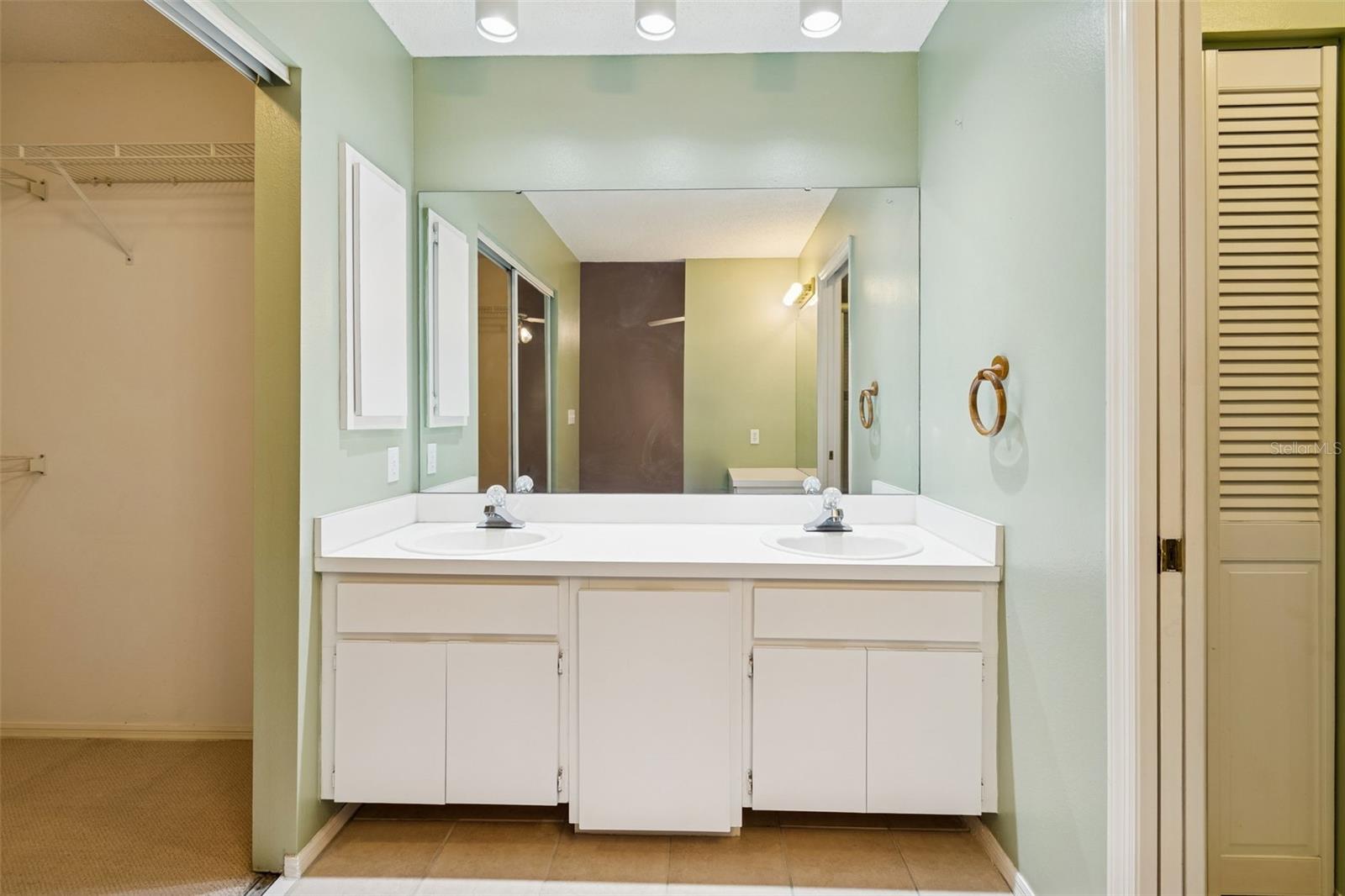 Image 23 of 39 For 4108 Brentwood Park Circle