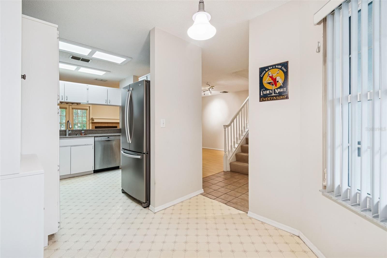 Image 9 of 39 For 4108 Brentwood Park Circle