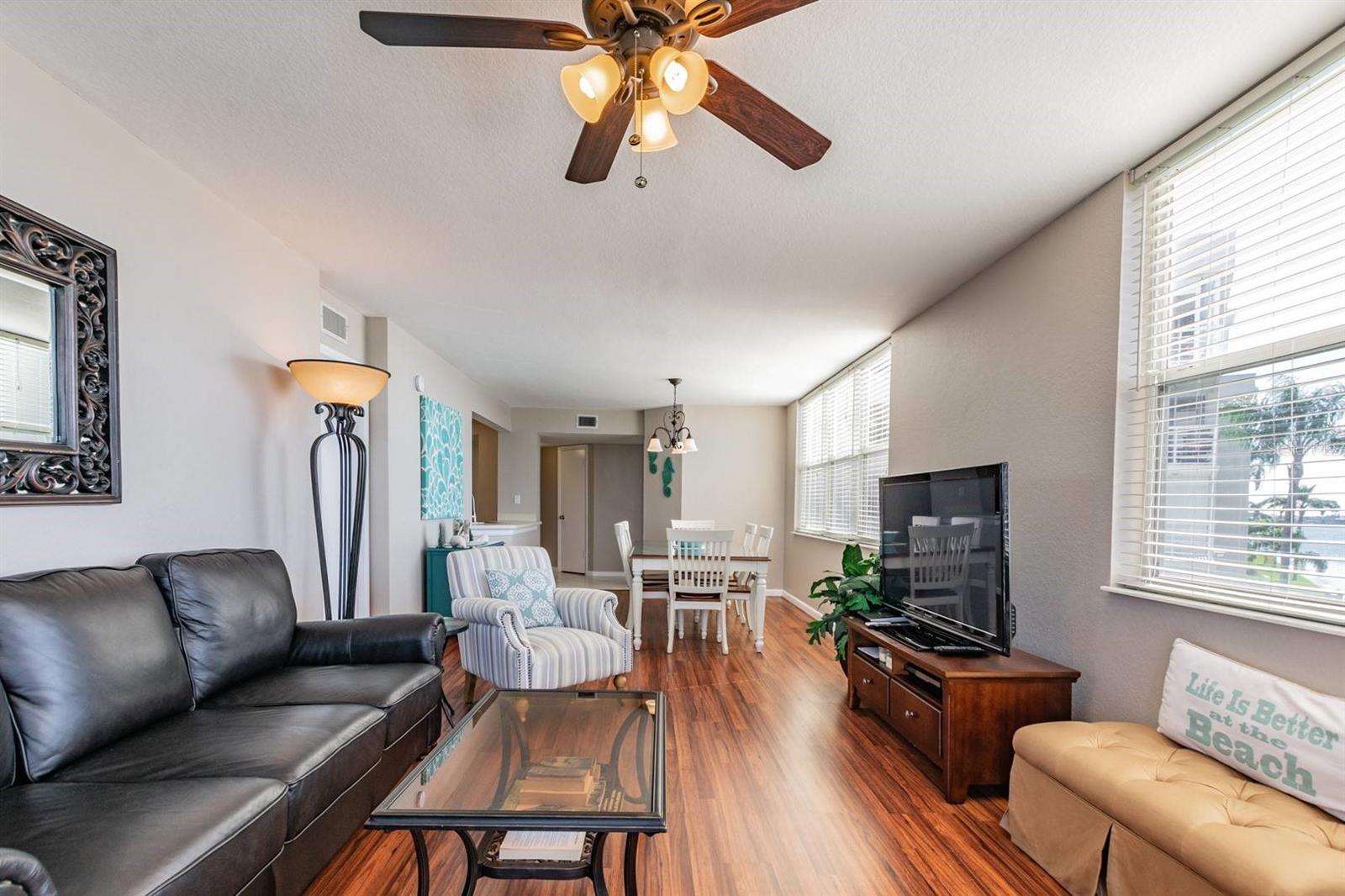 Image 7 of 26 For 6081 Bahia Del Mar Circle 349