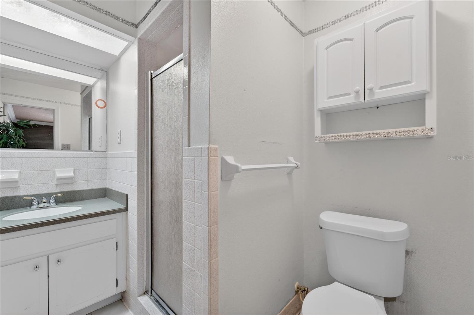 Image 25 of 28 For 1231 Newport Avenue