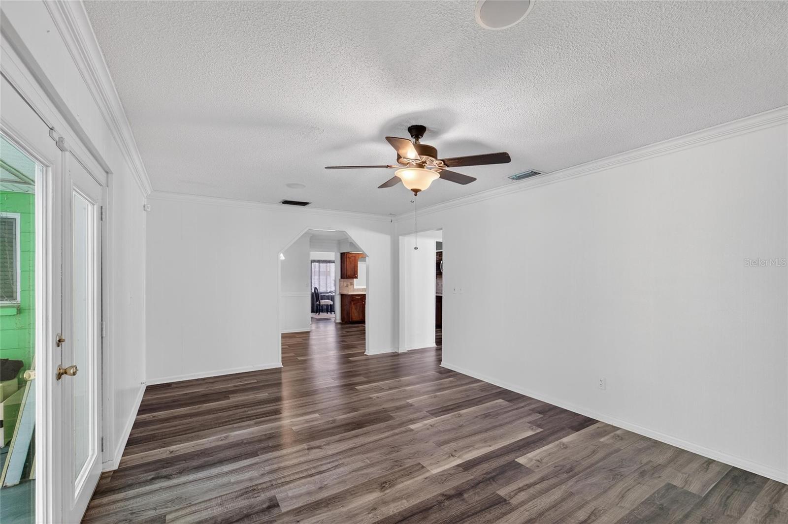 Image 28 of 28 For 1231 Newport Avenue