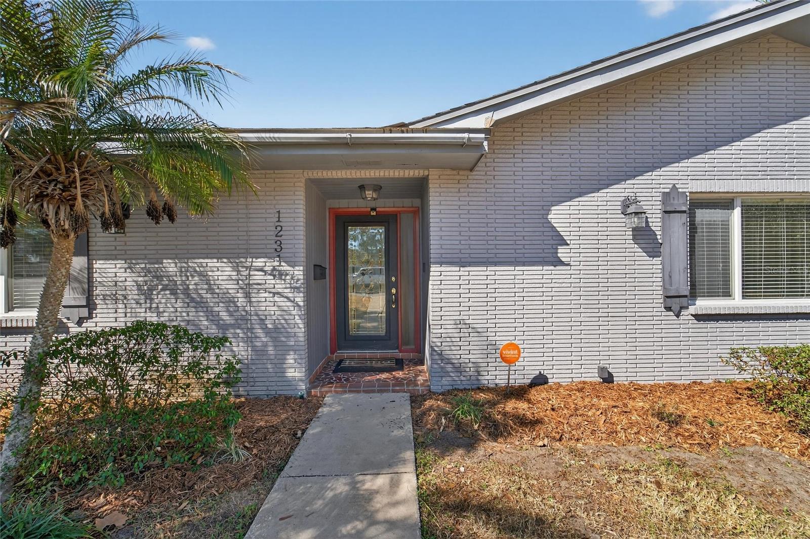 Image 5 of 28 For 1231 Newport Avenue