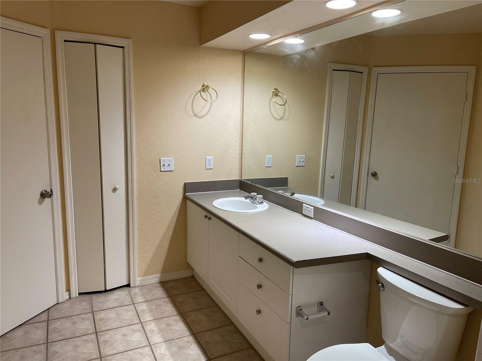 Image 15 of 20 For 4007 Sand Palm Court