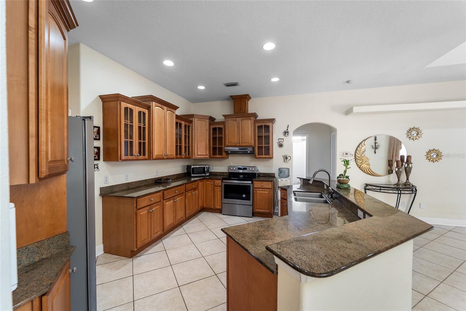 Image 11 of 36 For 9012 Flora Street