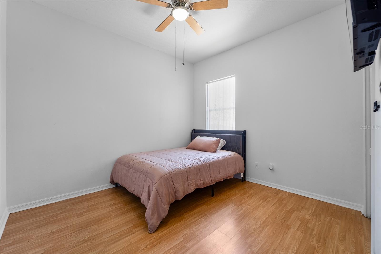 Image 21 of 36 For 9012 Flora Street