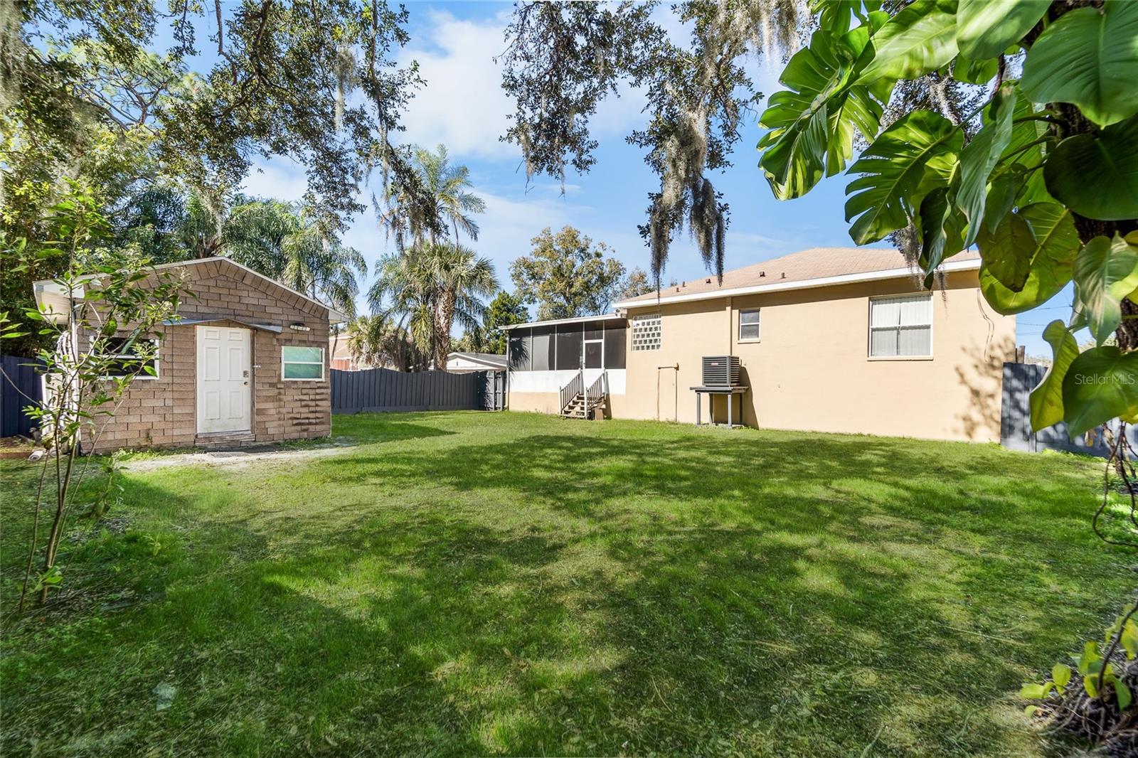 Image 33 of 36 For 9012 Flora Street