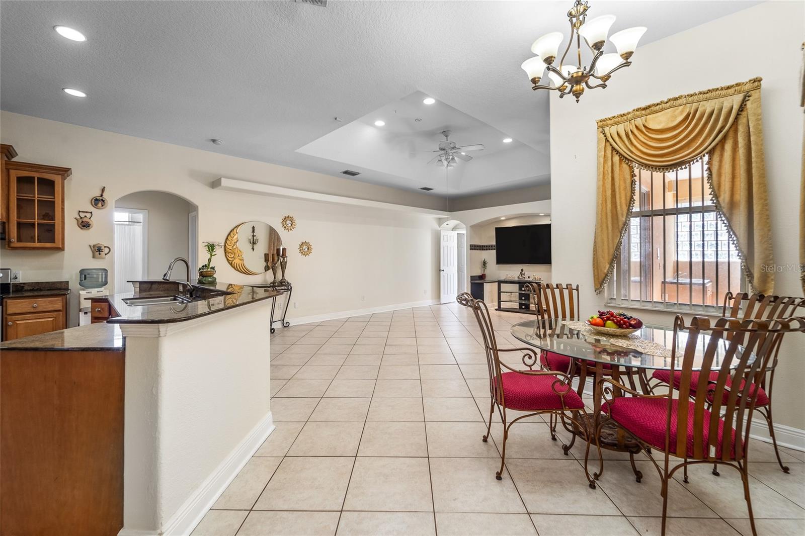 Image 7 of 36 For 9012 Flora Street