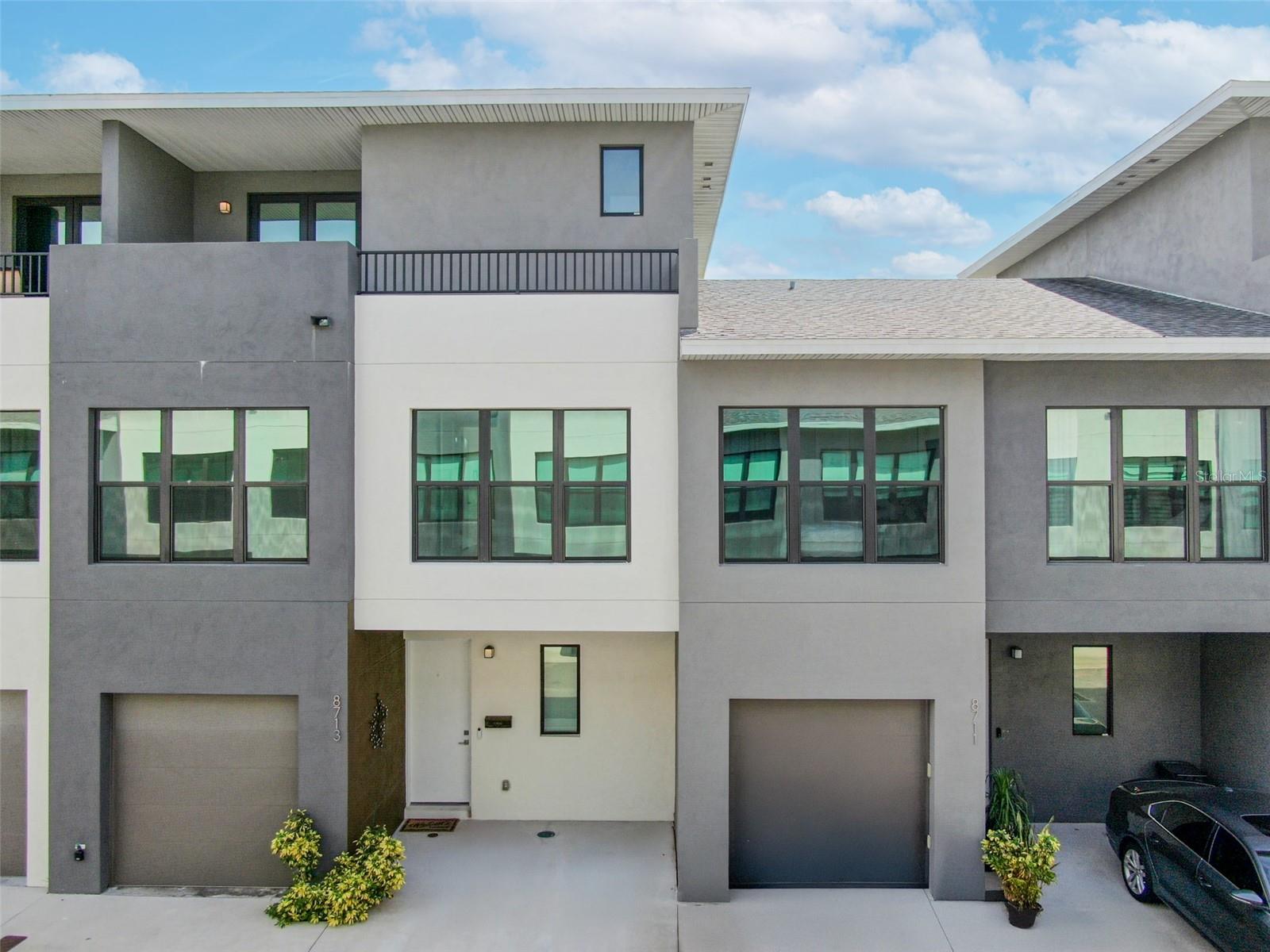 Image 24 of 28 For 8713 Palm Ranches Place