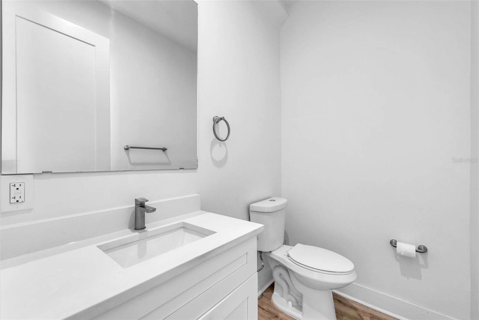 Image 5 of 28 For 8713 Palm Ranches Place