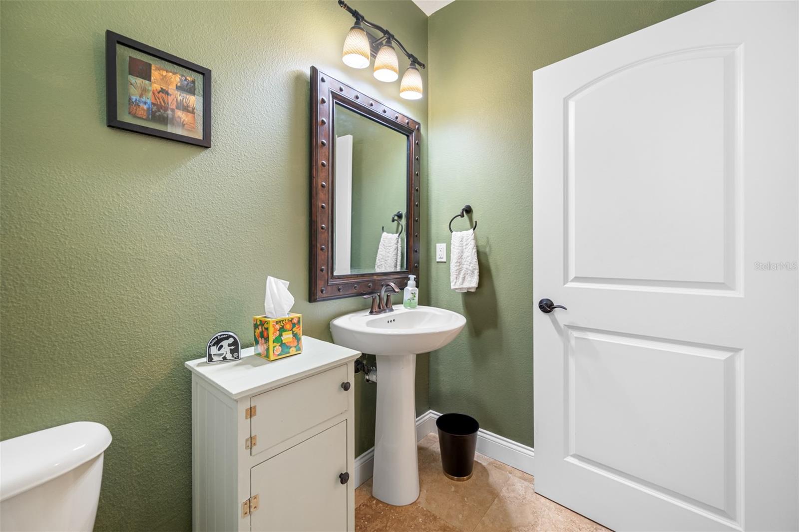 Image 20 of 60 For 1425 Hillside Landing Drive