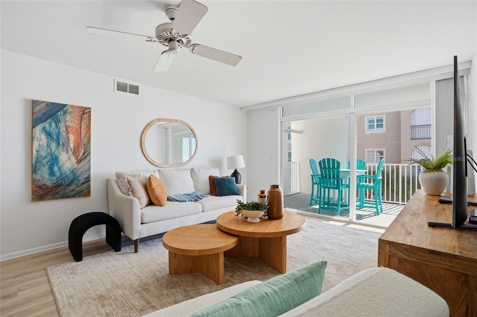 Image 15 of 42 For 16308 Gulf Boulevard 303