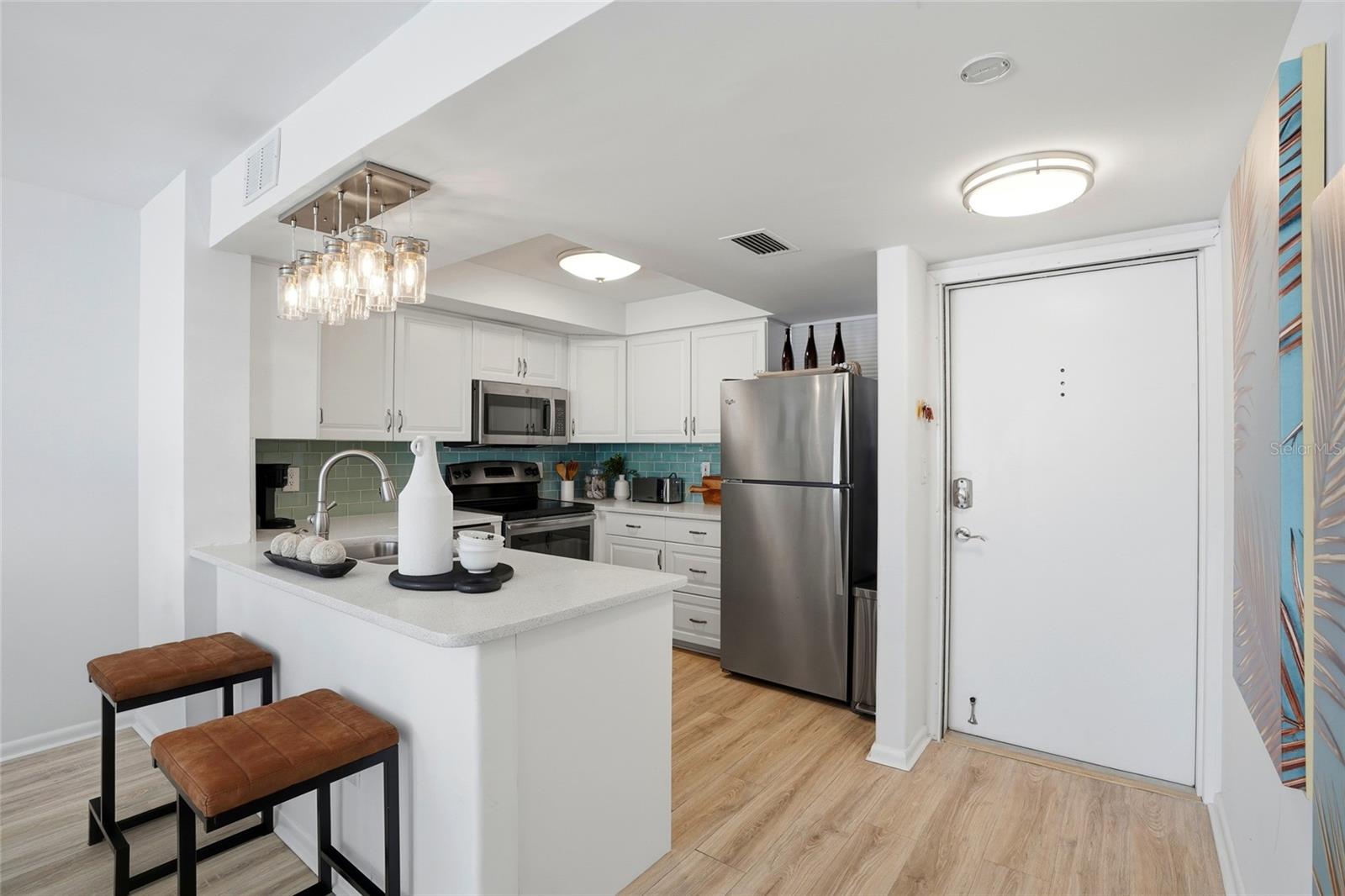 Image 6 of 42 For 16308 Gulf Boulevard 303