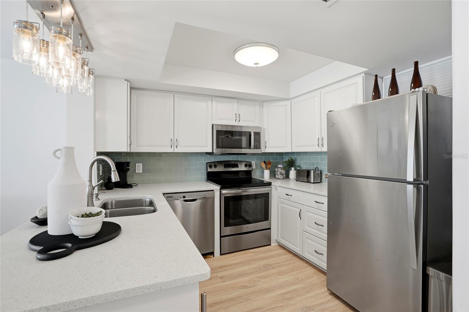 Image 7 of 42 For 16308 Gulf Boulevard 303