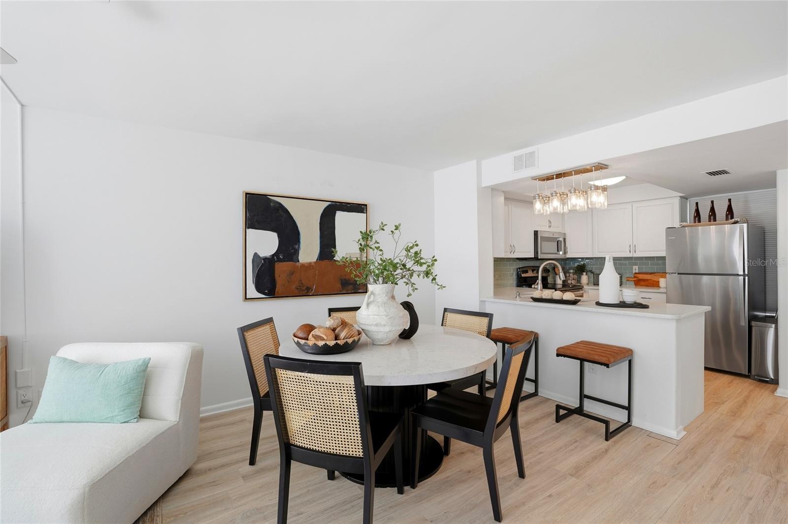 Image 9 of 42 For 16308 Gulf Boulevard 303