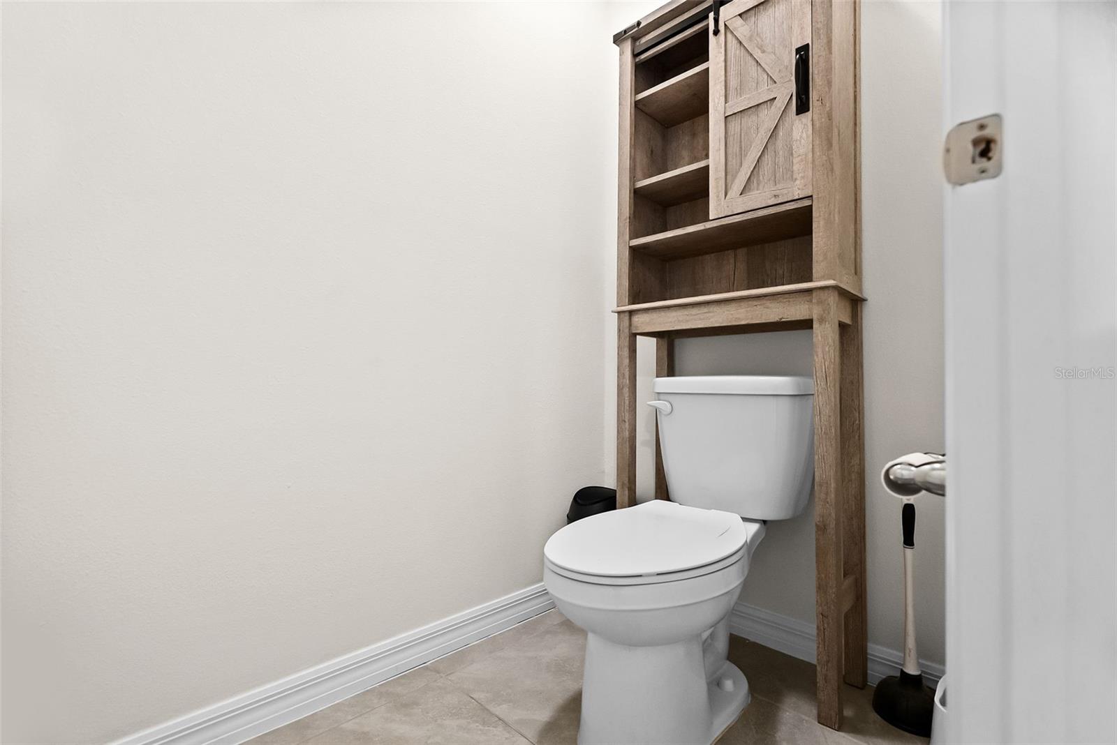 Image 31 of 45 For 13377 Mylion Way