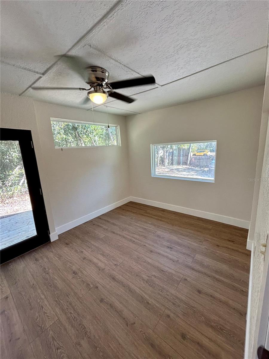 Image 12 of 19 For 18812 Carr Drive A