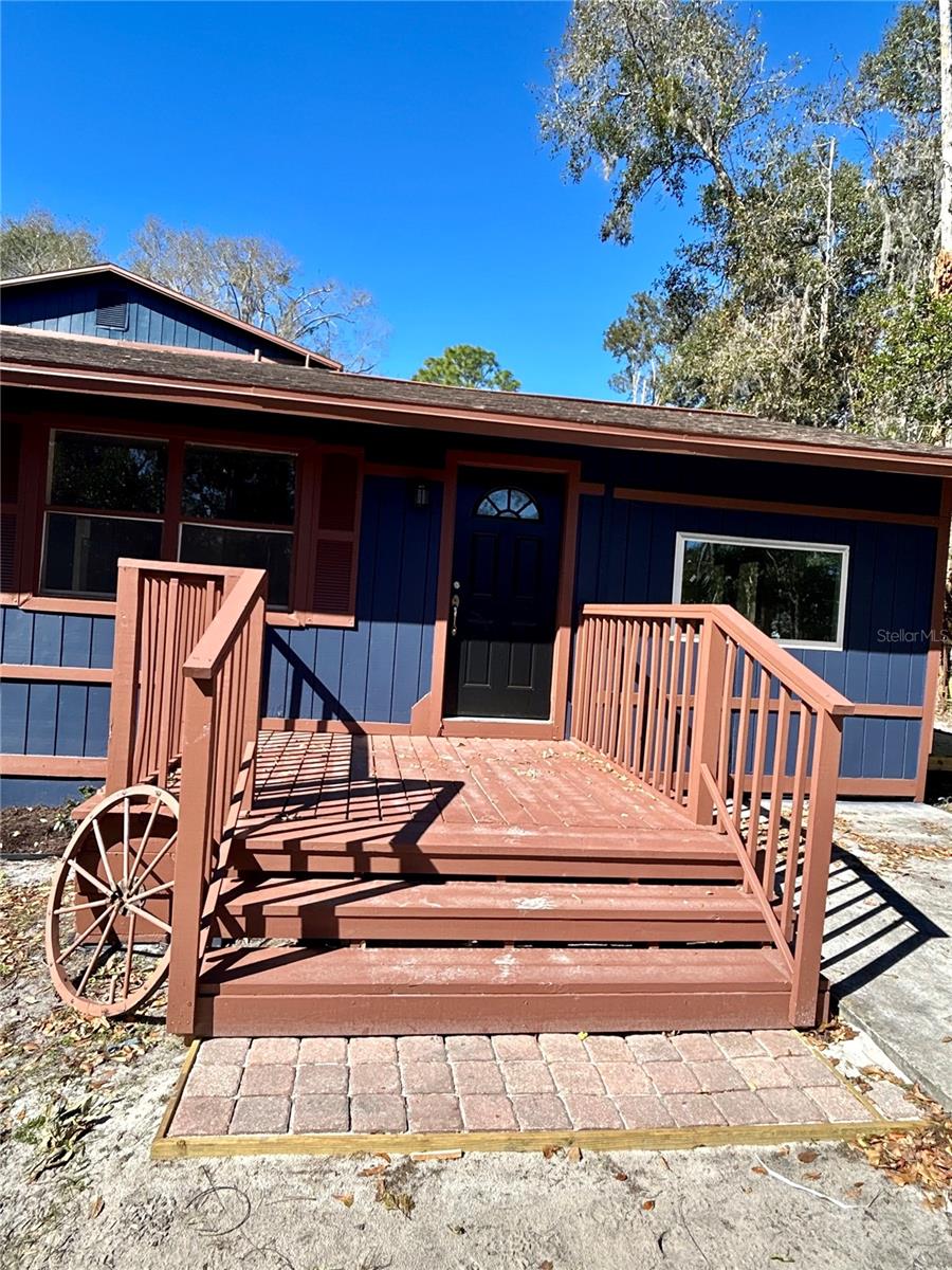 Image 18 of 19 For 18812 Carr Drive A