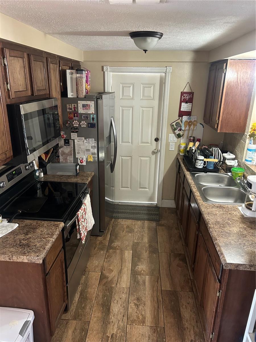 Image 5 of 10 For 10824 Inglewood Avenue