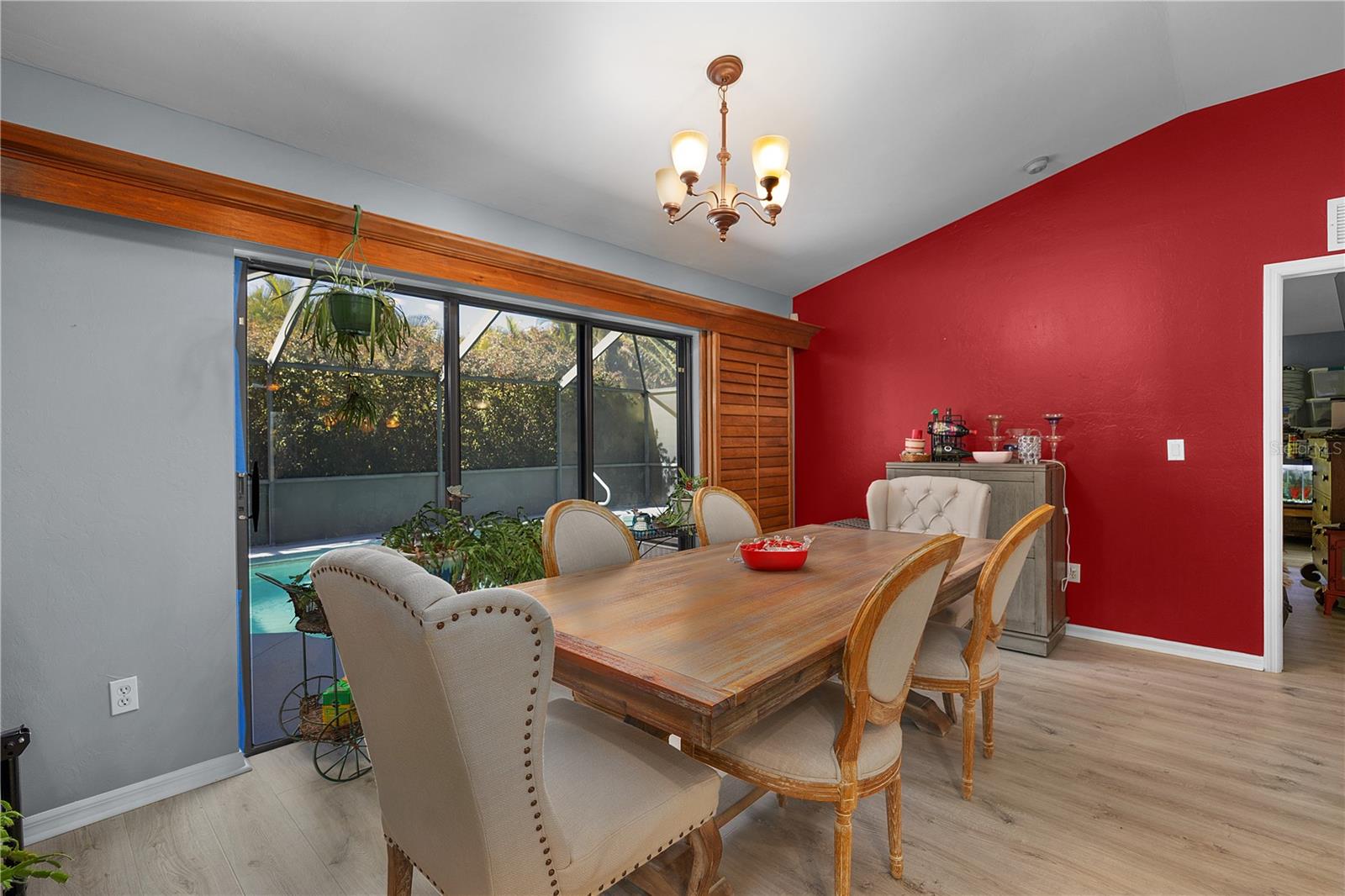 Image 9 of 34 For 1606 15th Avenue