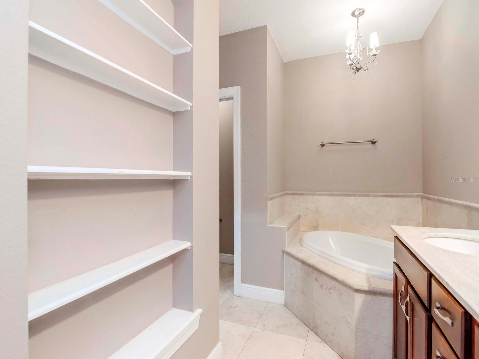 Image 21 of 33 For 418 Habana Avenue