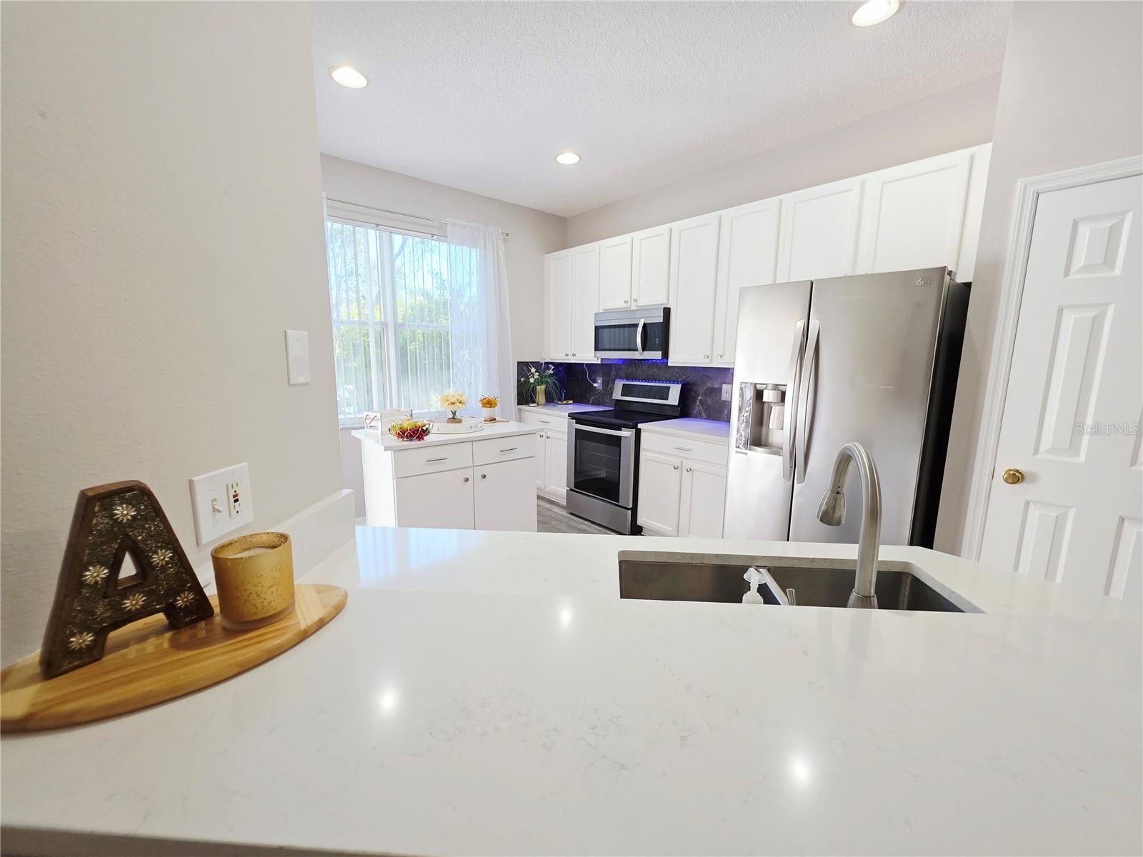 Image 11 of 76 For 580 Black Lion Drive Ne