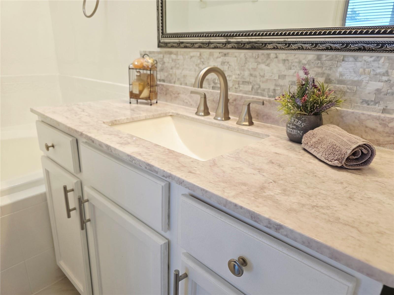 Image 30 of 76 For 580 Black Lion Drive Ne