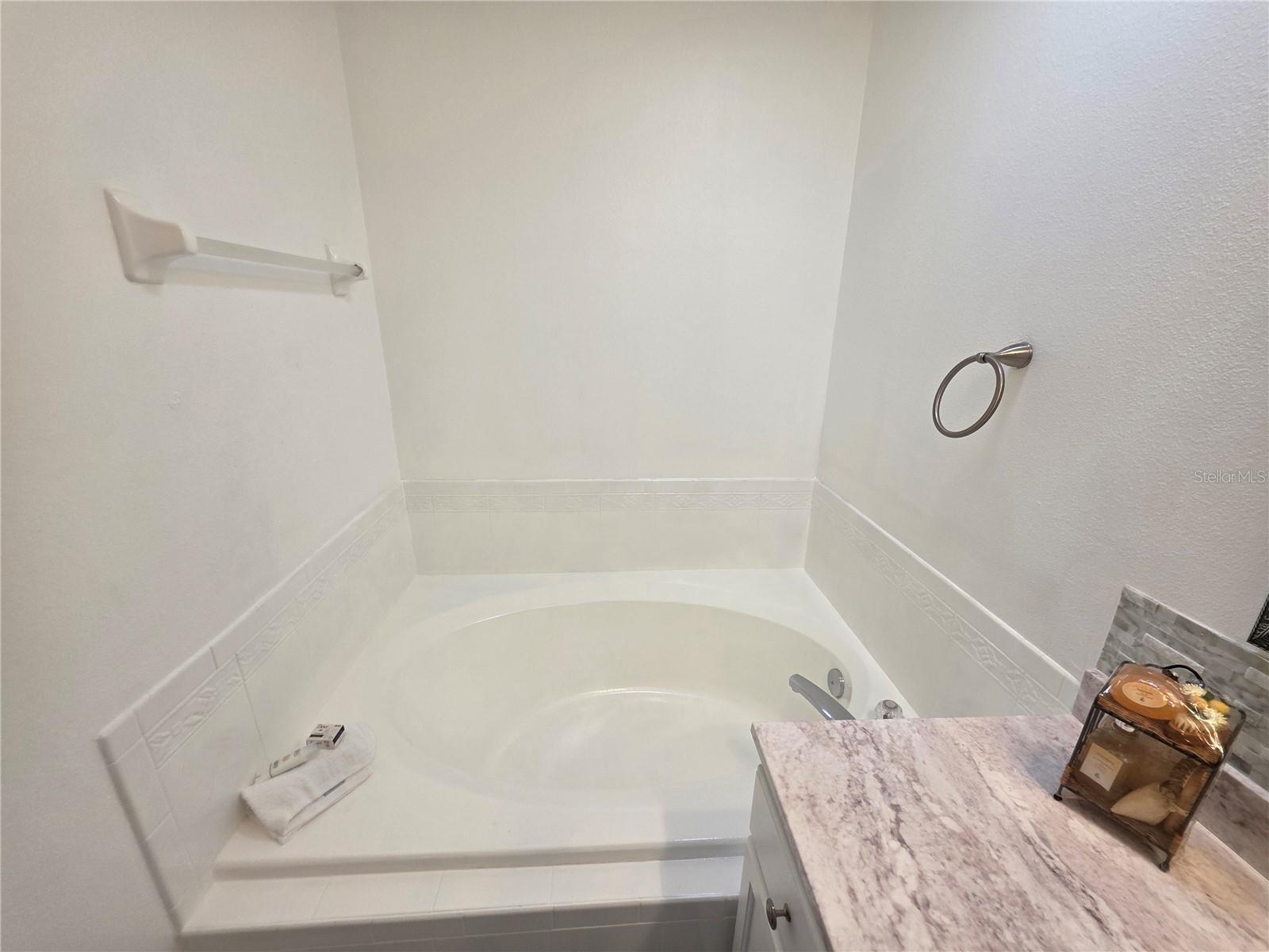 Image 34 of 76 For 580 Black Lion Drive Ne