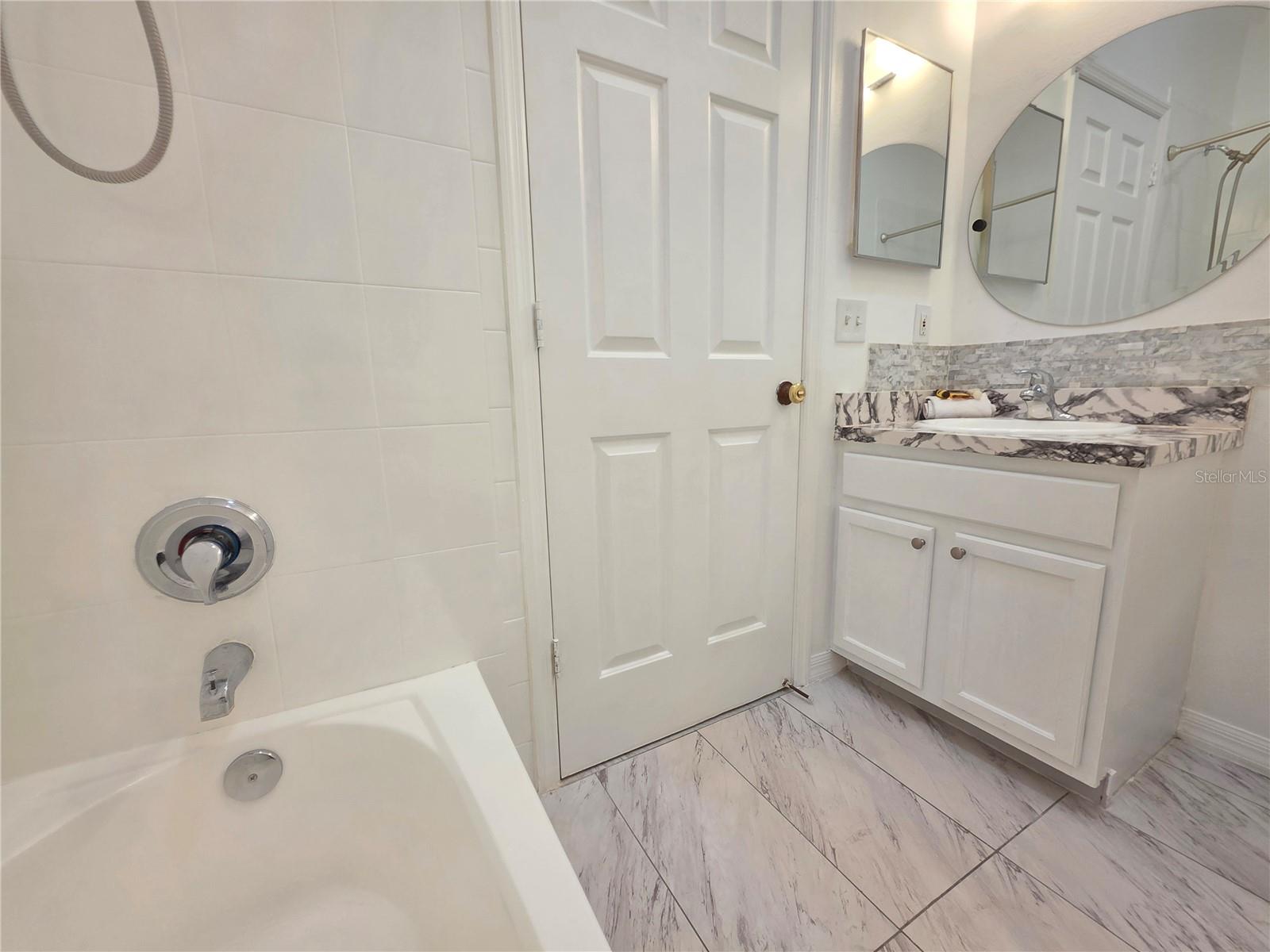 Image 46 of 76 For 580 Black Lion Drive Ne