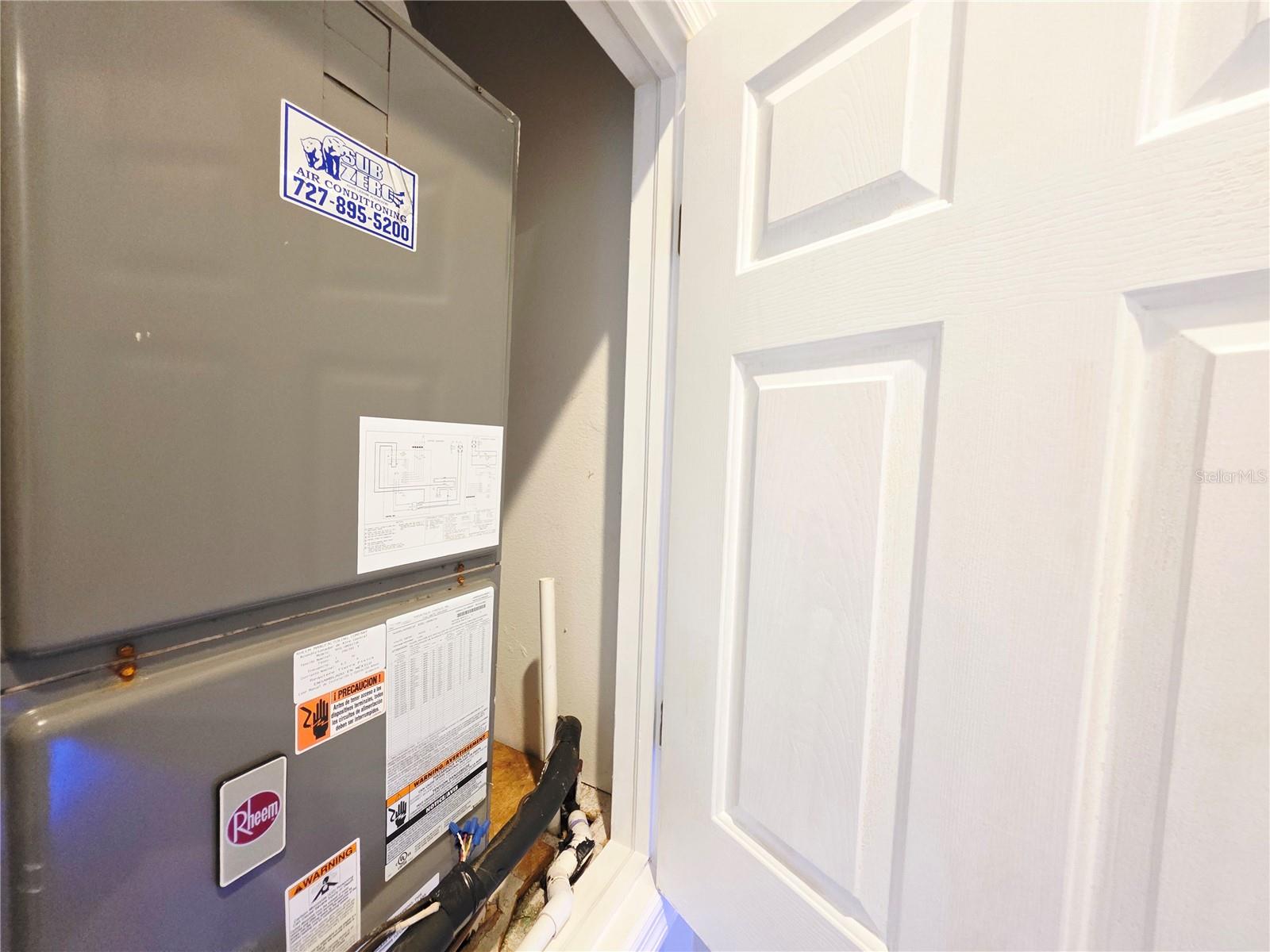 Image 57 of 76 For 580 Black Lion Drive Ne