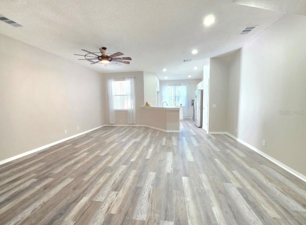 Image 9 of 76 For 580 Black Lion Drive Ne