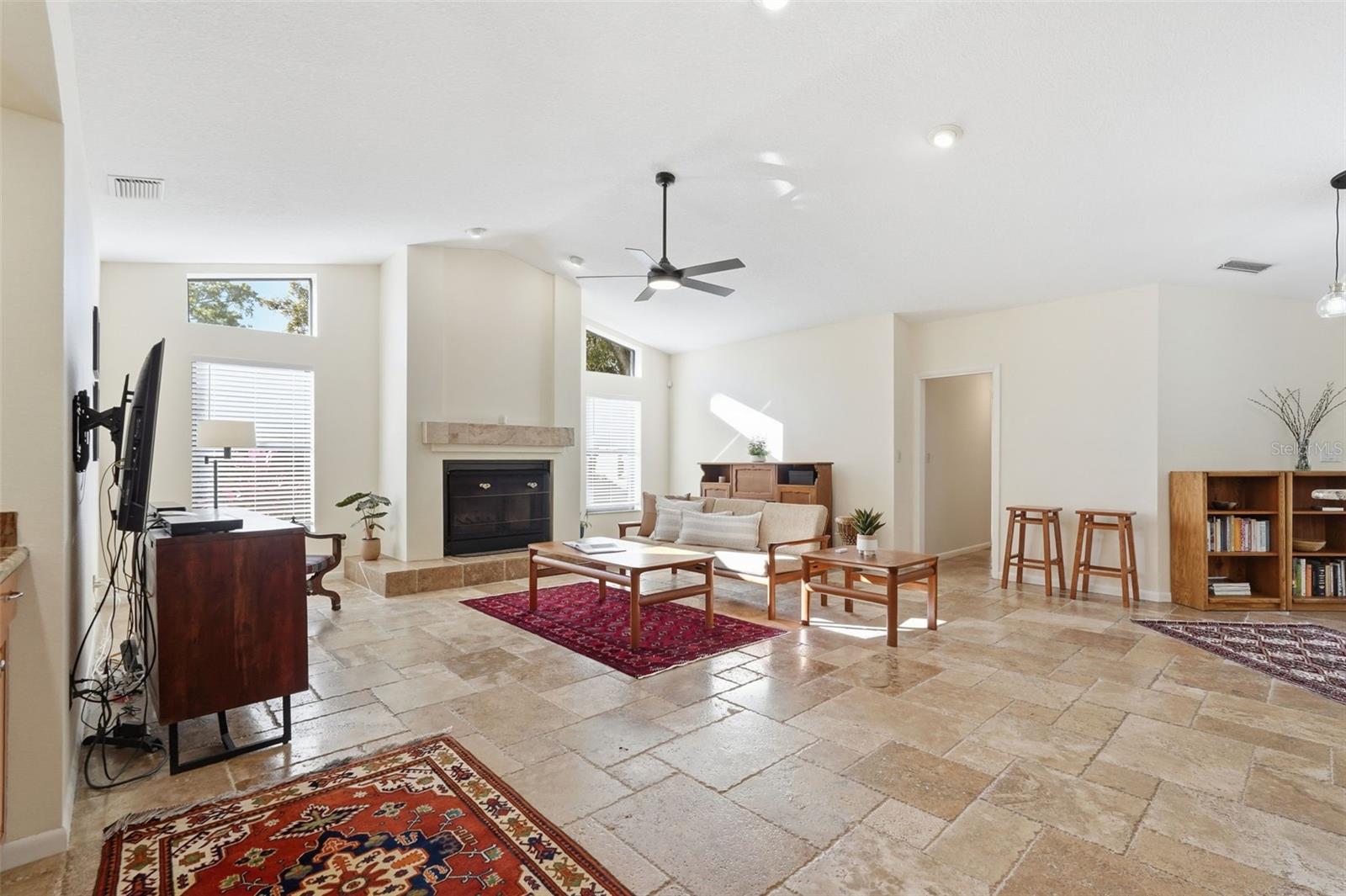 Image 22 of 100 For 3267 Westcott Court