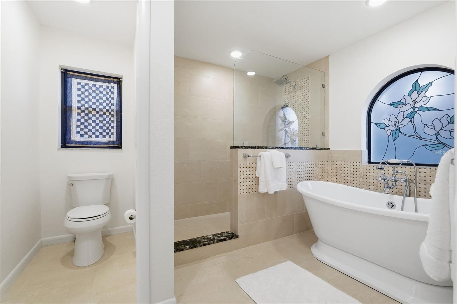 Image 45 of 100 For 3267 Westcott Court