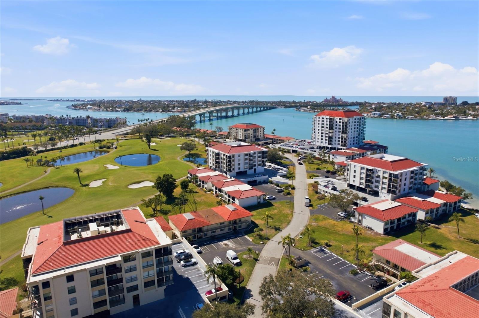 Image 31 of 35 For 6210 Sun Boulevard 211