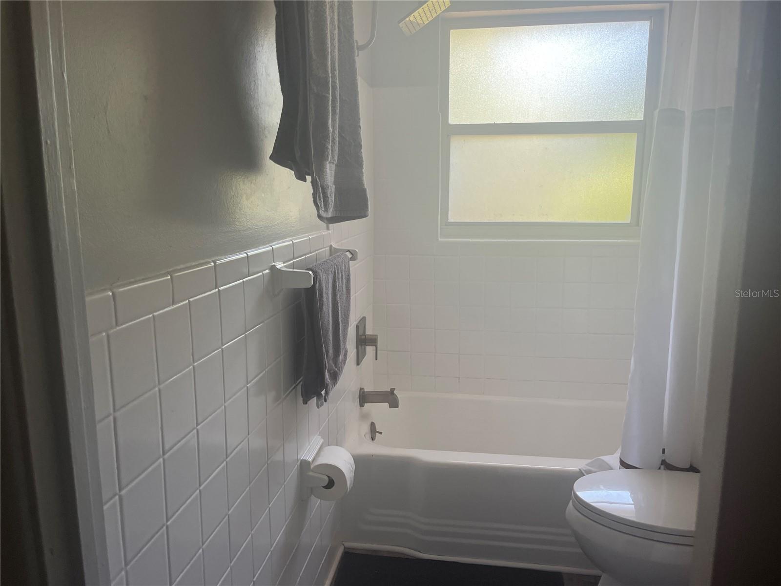 Image 9 of 15 For 115 Cleveland Avenue