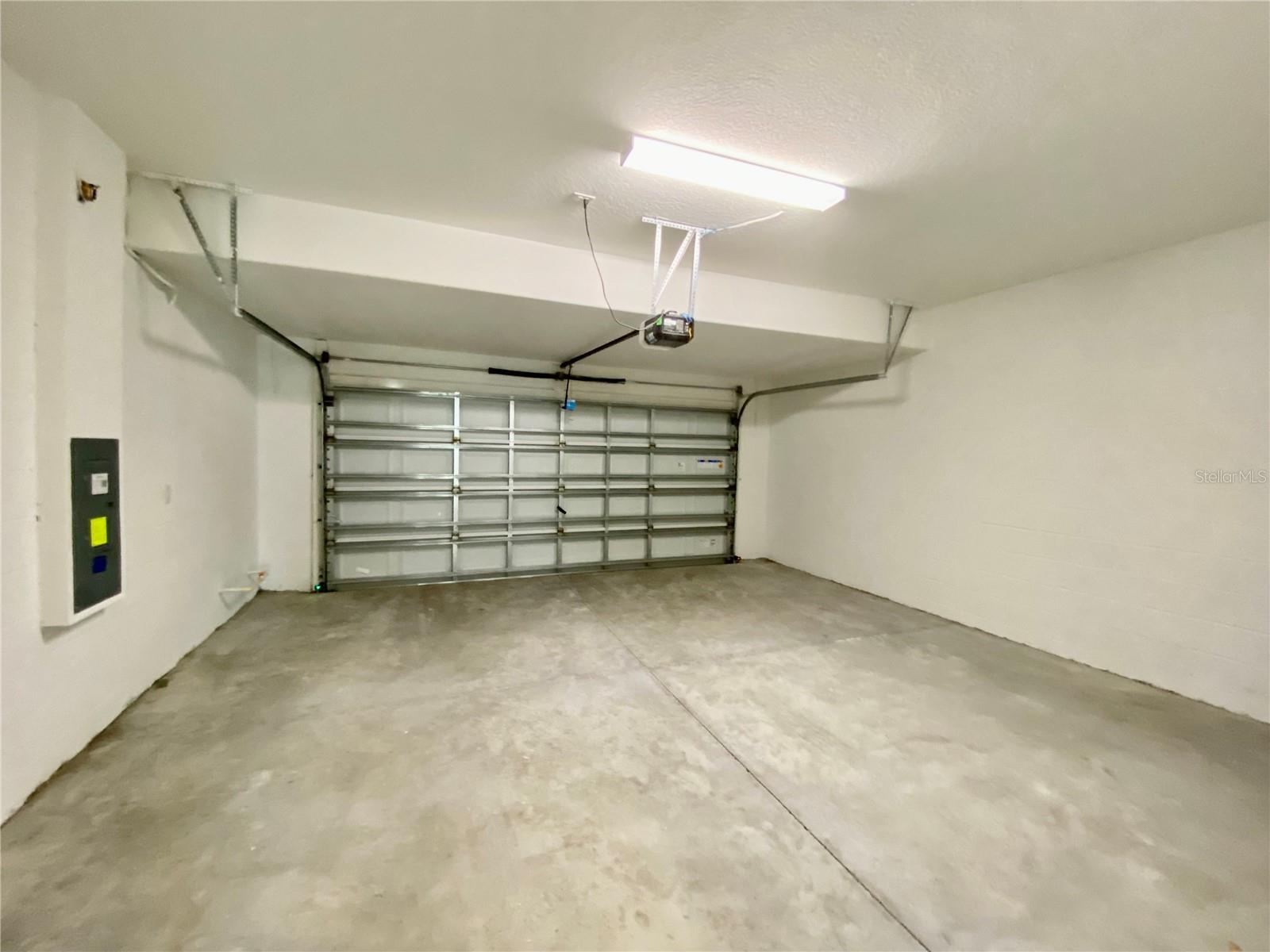 Image 33 of 35 For 6246 Shiner Street