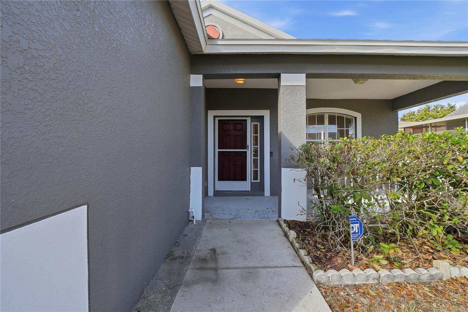 Image 4 of 37 For 6931 34th Avenue E