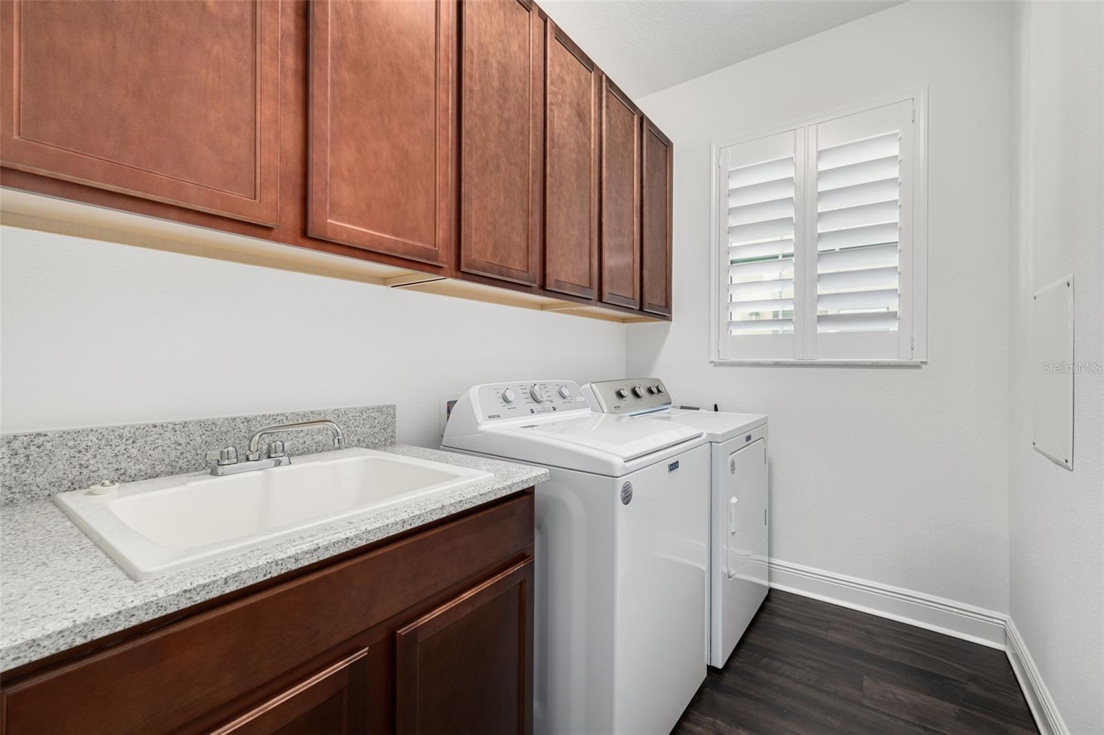 Image 24 of 36 For 11418 Crowned Sparrow Lane