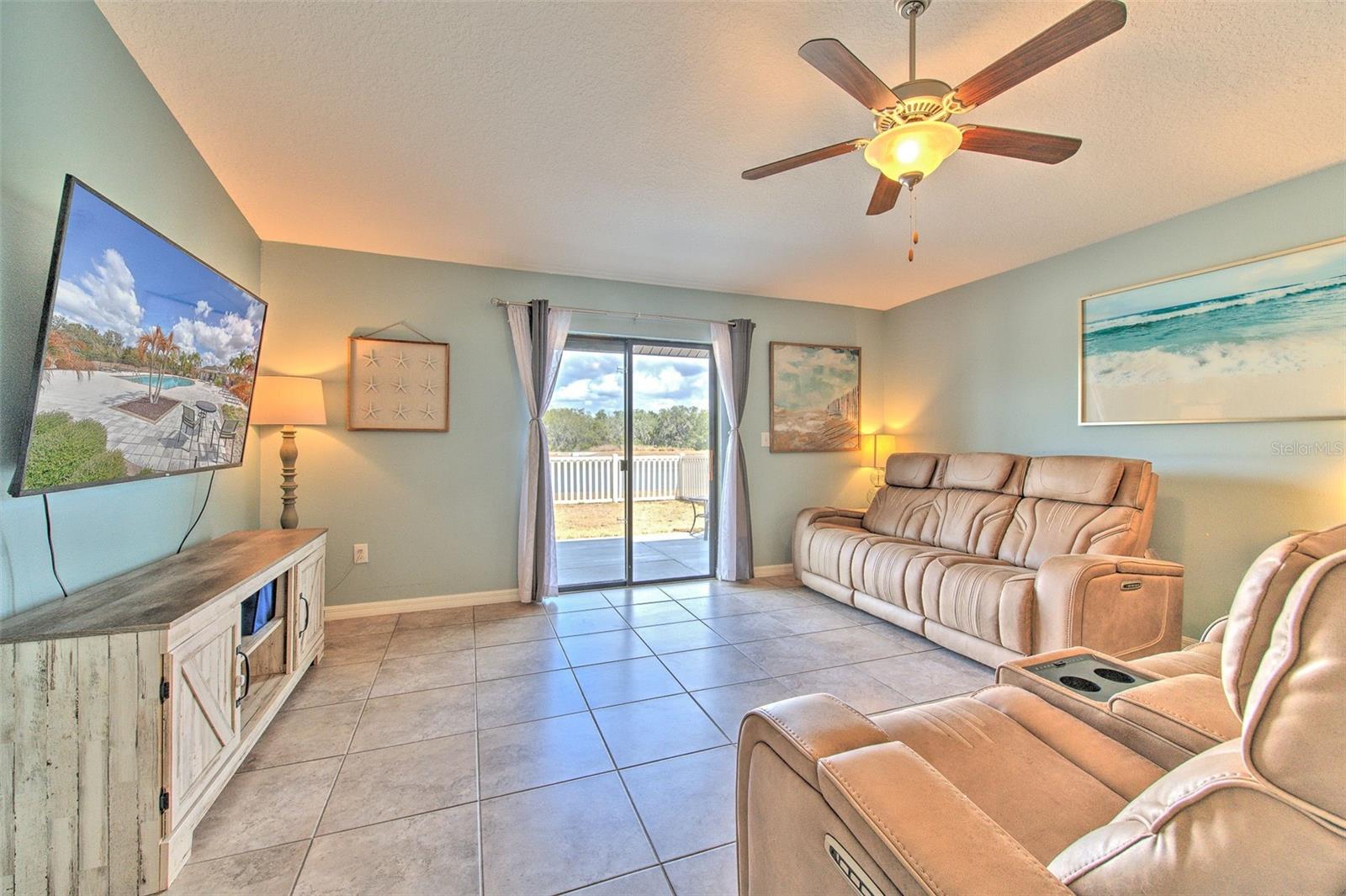 Image 24 of 41 For 12619 Lemon Pepper Drive