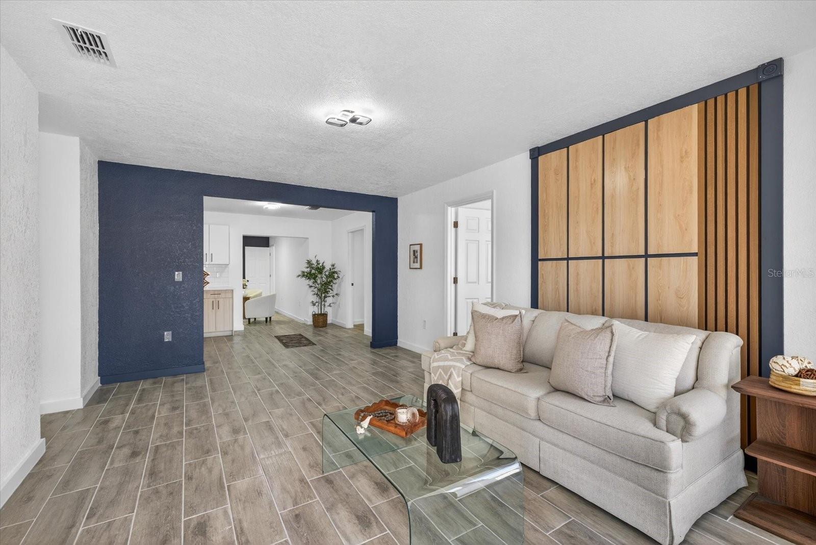 Image 7 of 35 For 3203 Delray Drive