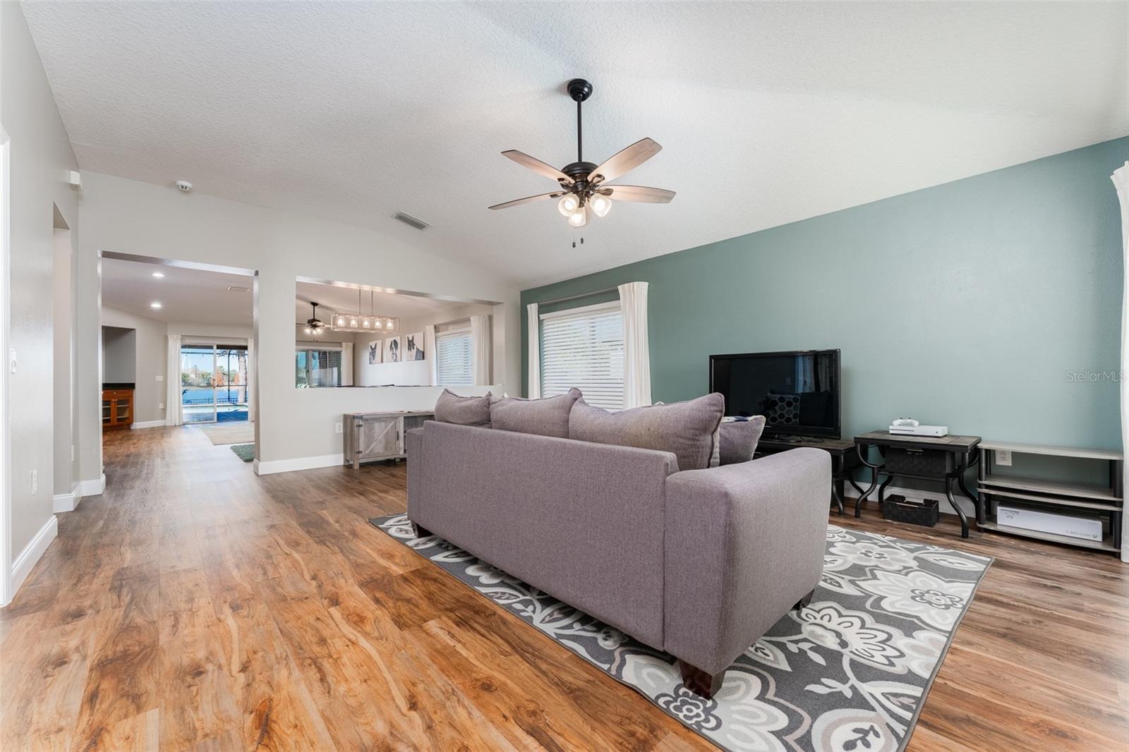 Image 18 of 66 For 5431 Sandy Shell Drive