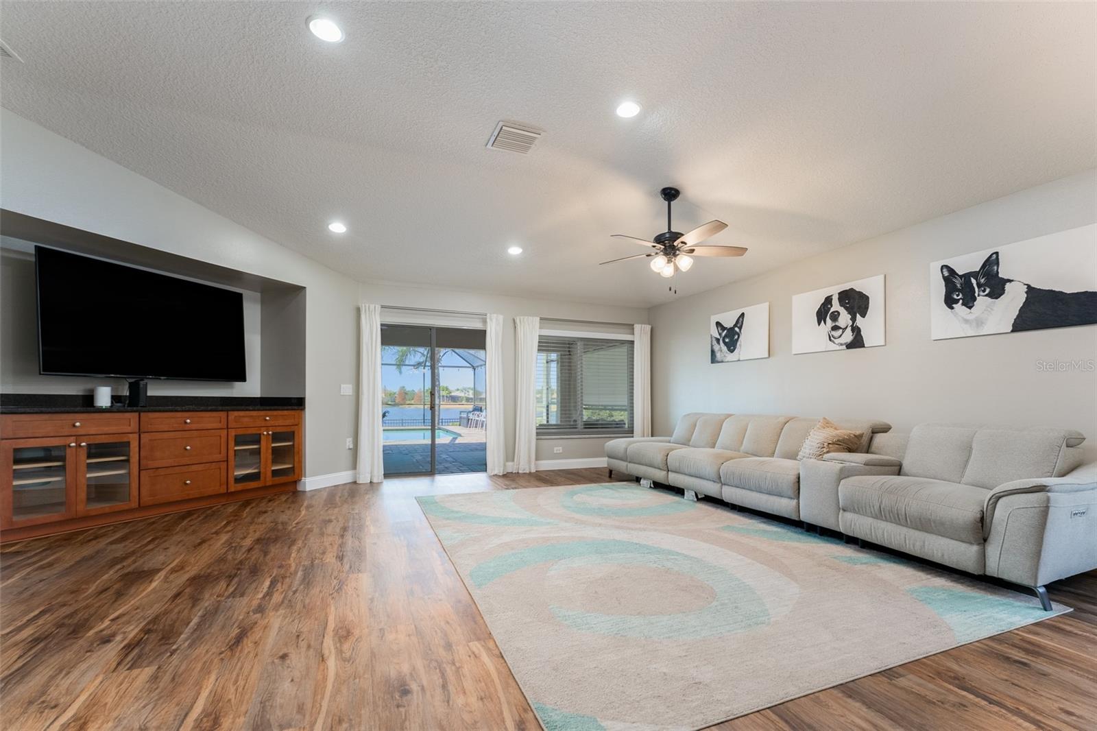 Image 25 of 66 For 5431 Sandy Shell Drive