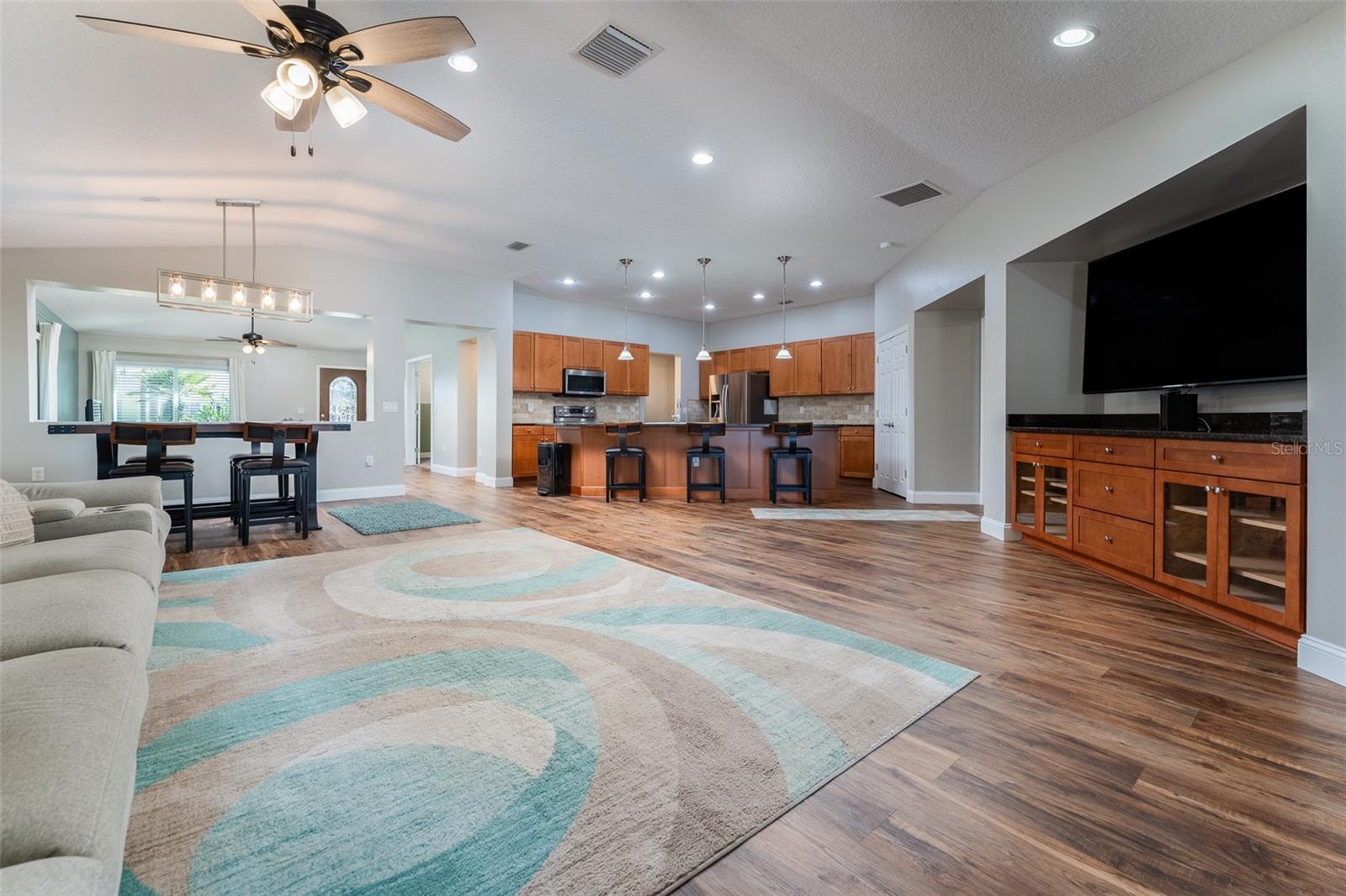 Image 26 of 66 For 5431 Sandy Shell Drive