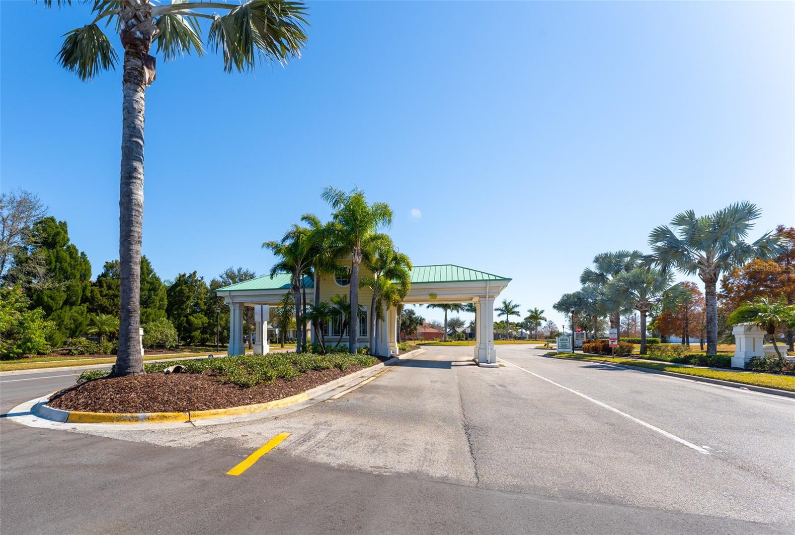 Image 6 of 66 For 5431 Sandy Shell Drive