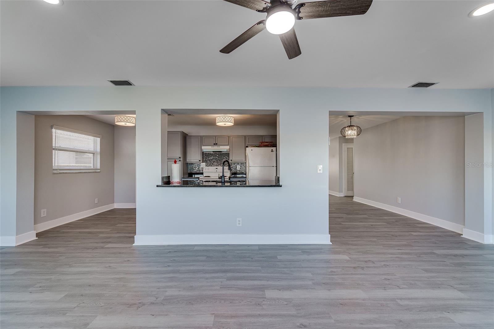 Image 17 of 61 For 4185 96th Terrace N 2