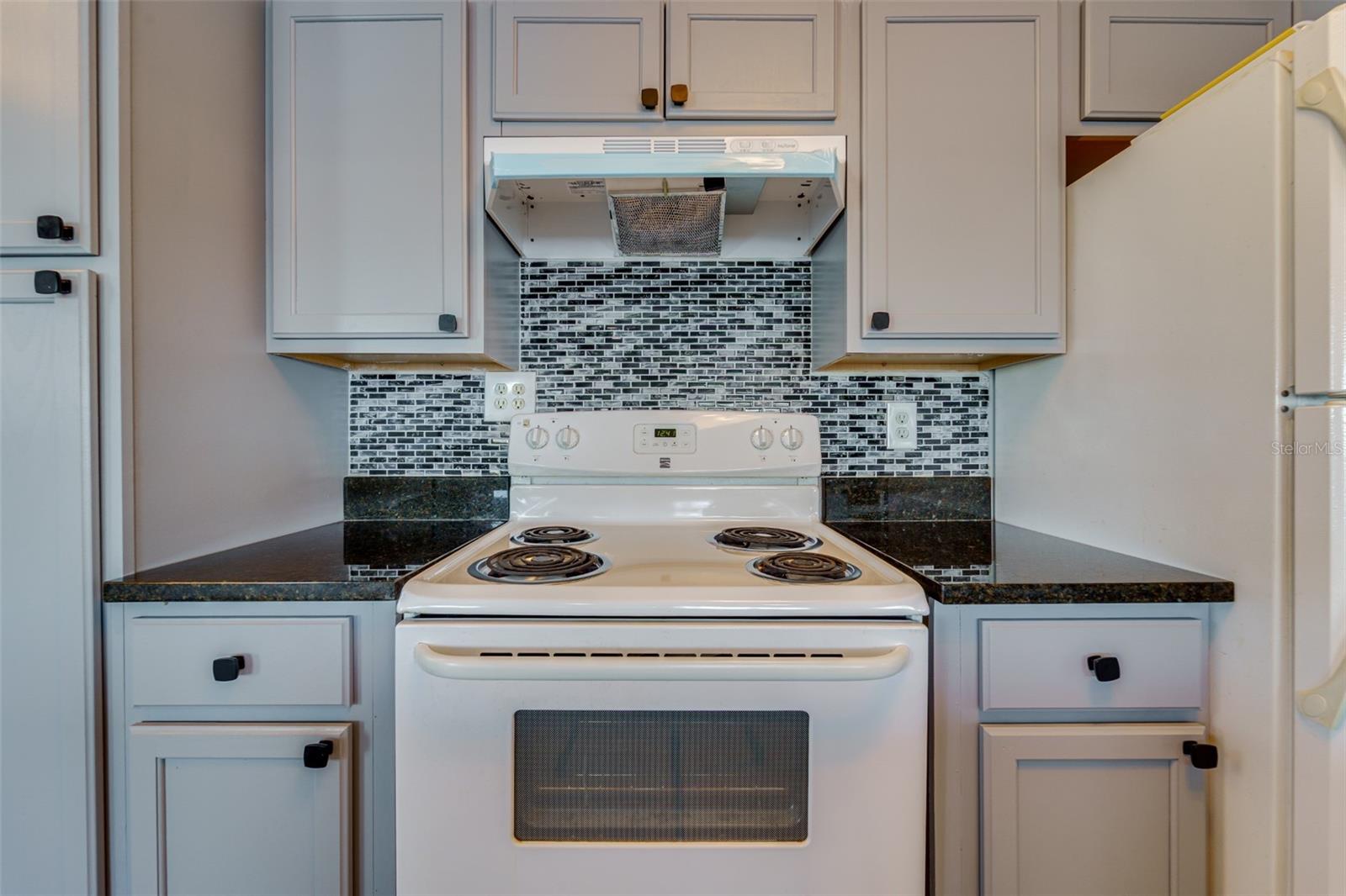 Image 19 of 61 For 4185 96th Terrace N 2