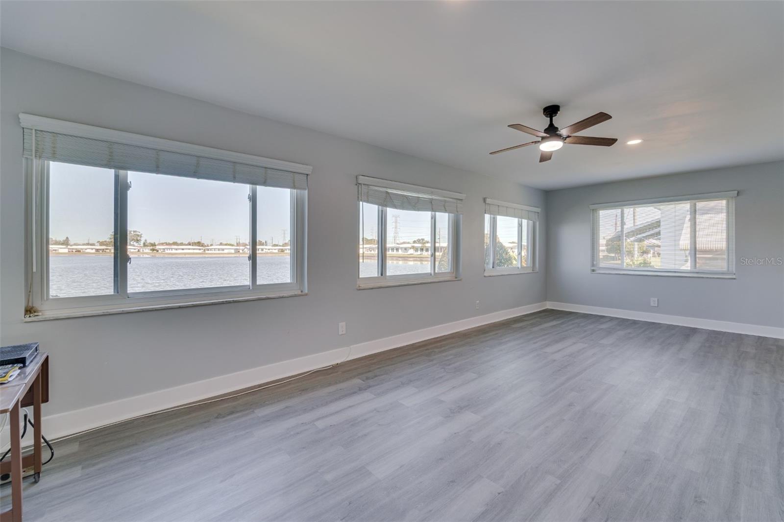 Image 26 of 61 For 4185 96th Terrace N 2